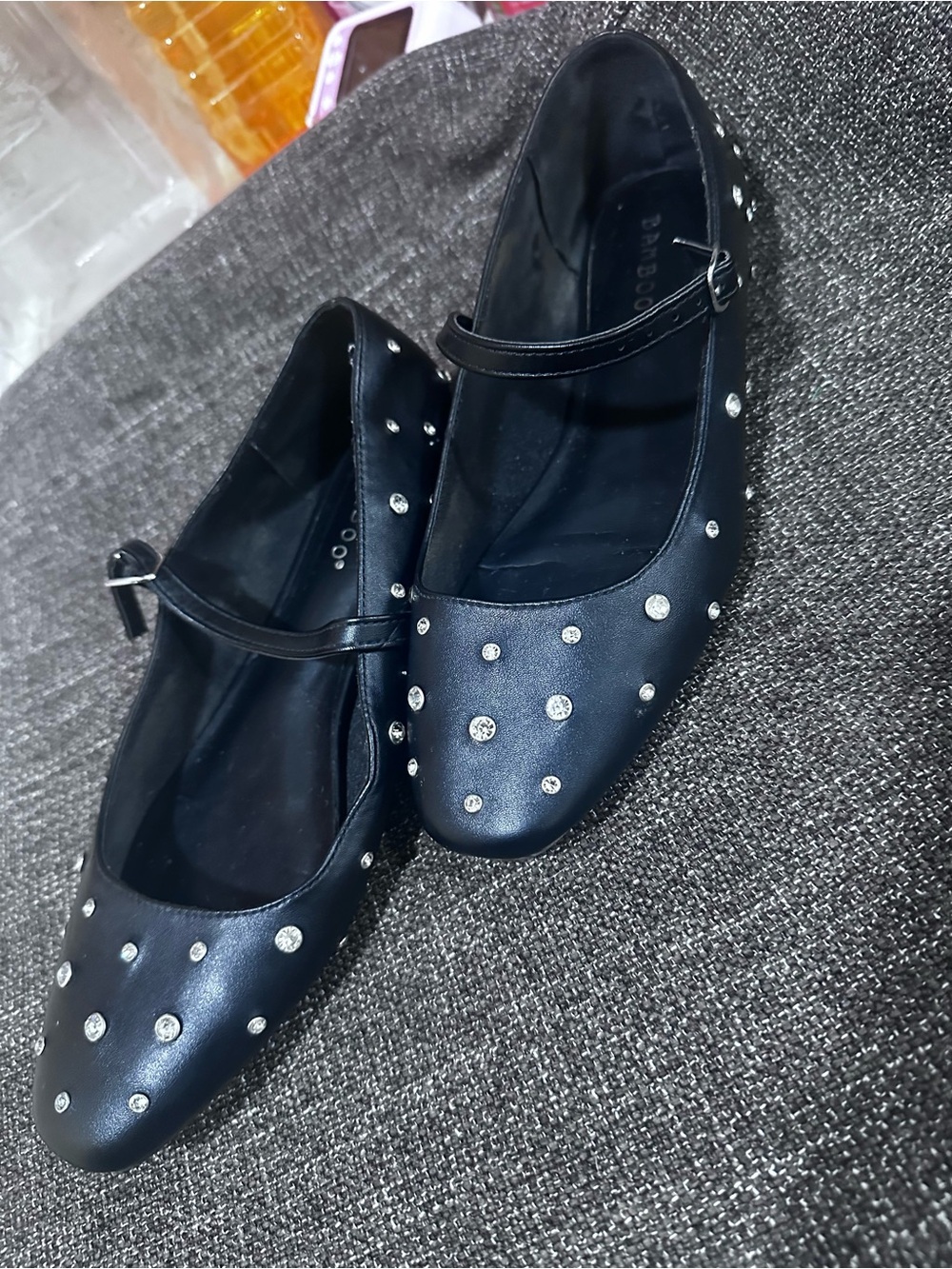 Women size 8 Rhinestones flats